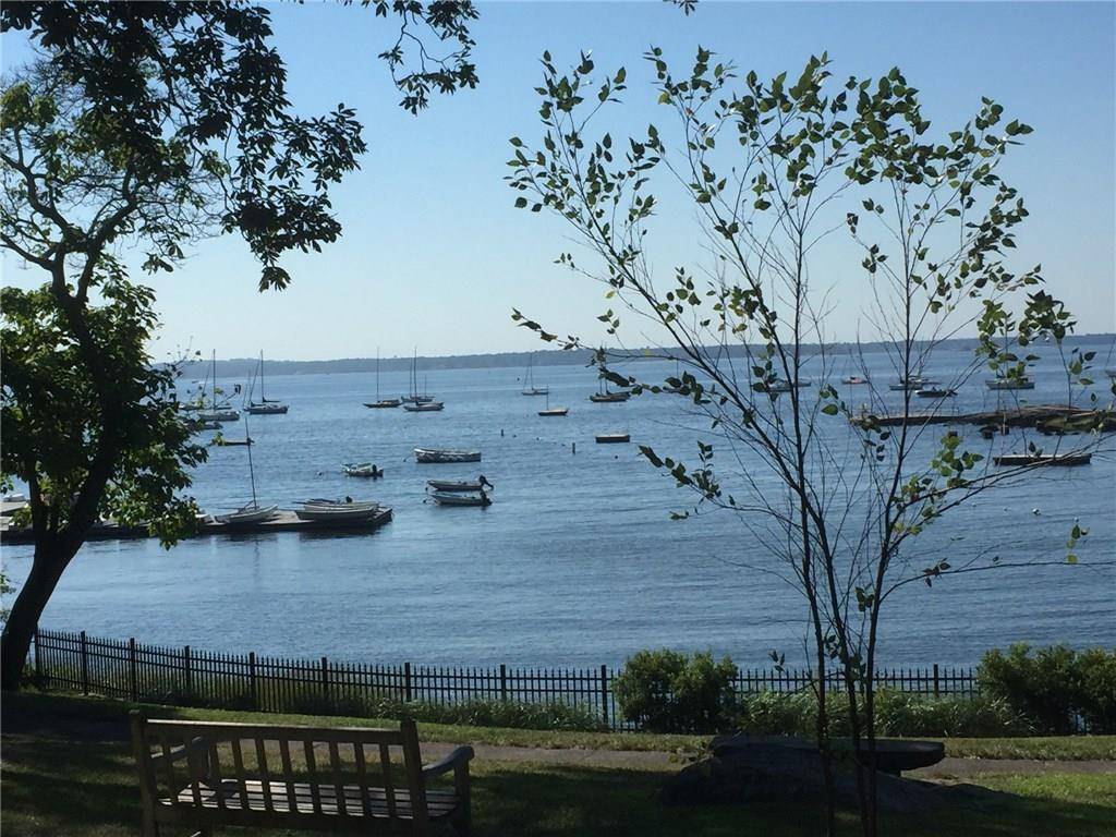 Larchmont, NY 10538,8 Kilmer RD
