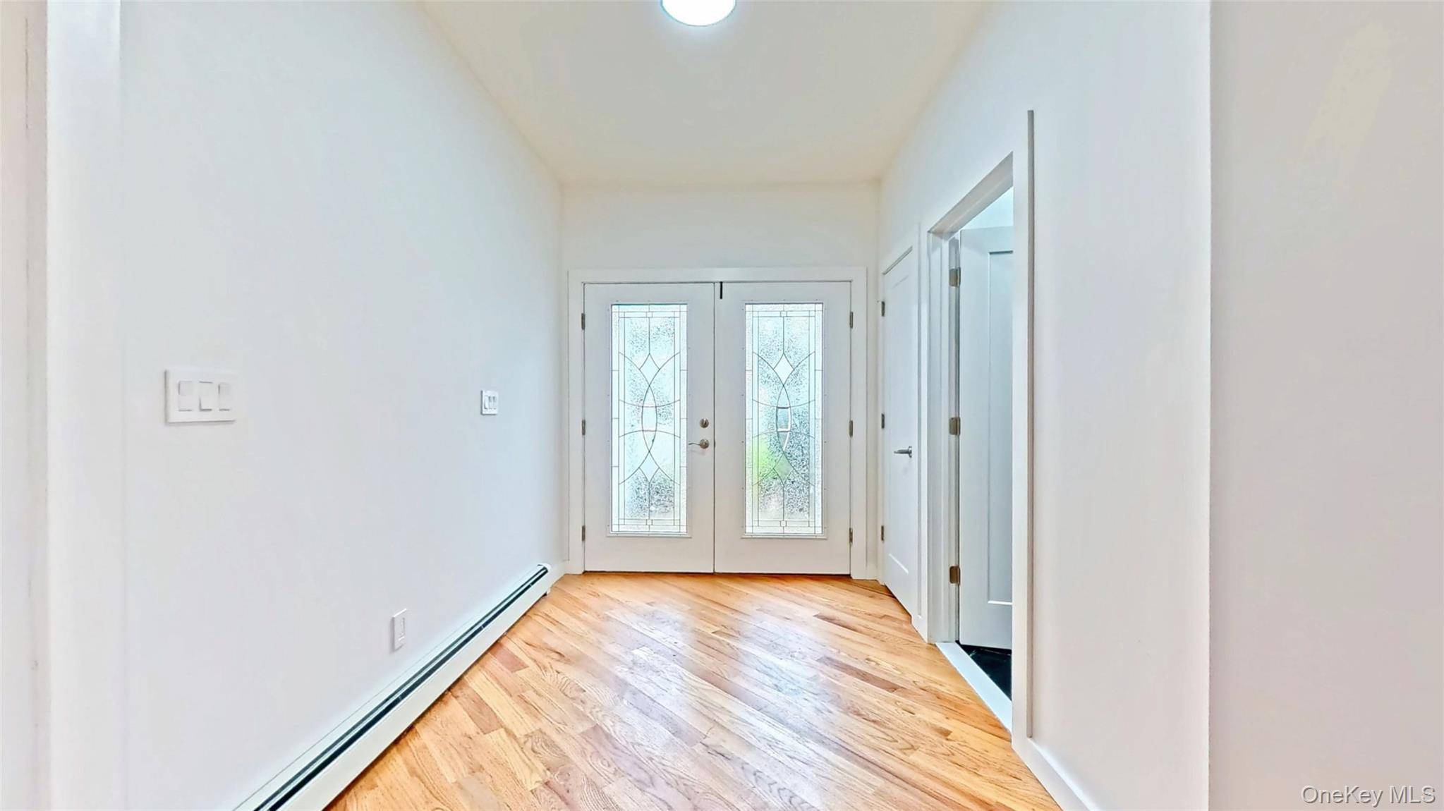 New Windsor, NY 12553,262 Tamerisk LN