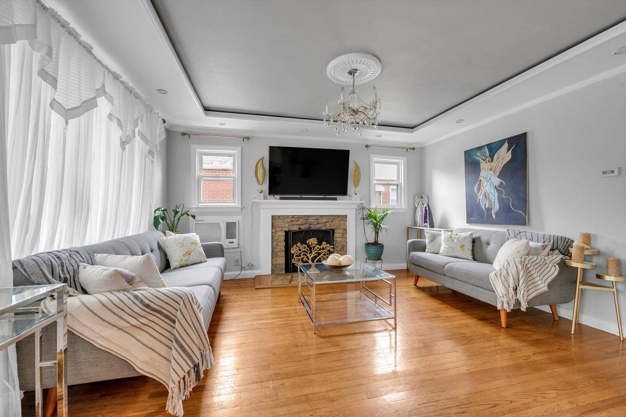New Hyde Park, NY 11040,108 Gerard AVE