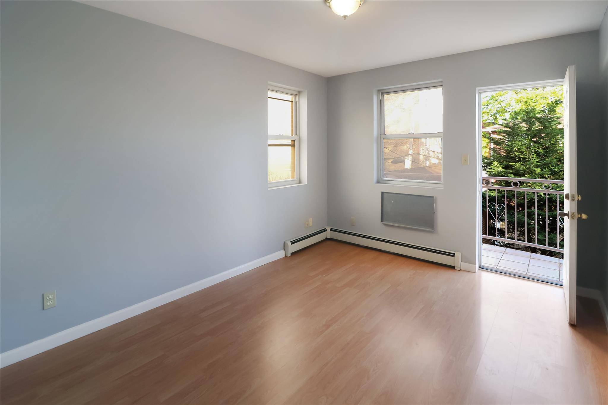 Flushing, NY 11355,14322 Beech AVE