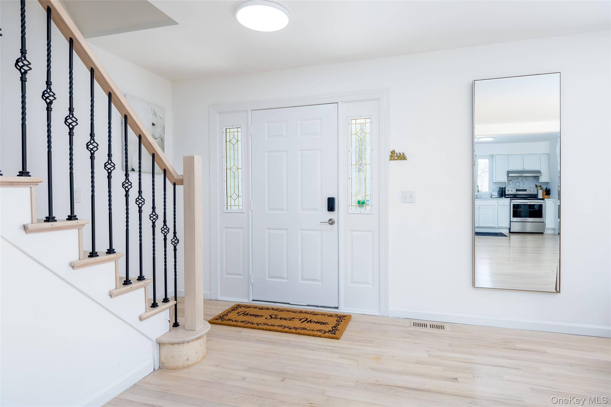 Calverton, NY 11933,371 S River RD