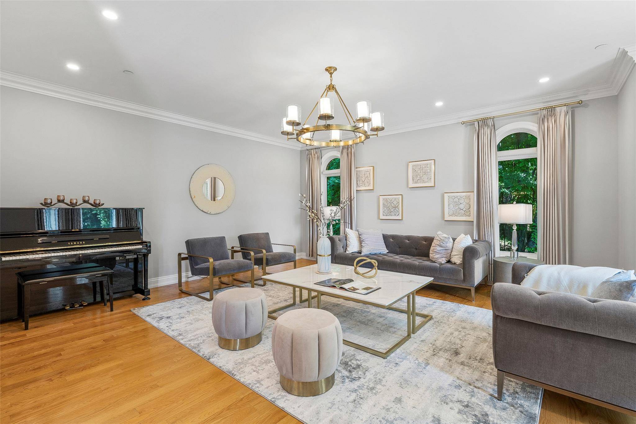 West Harrison, NY 10604,9 Oak Ridge CT