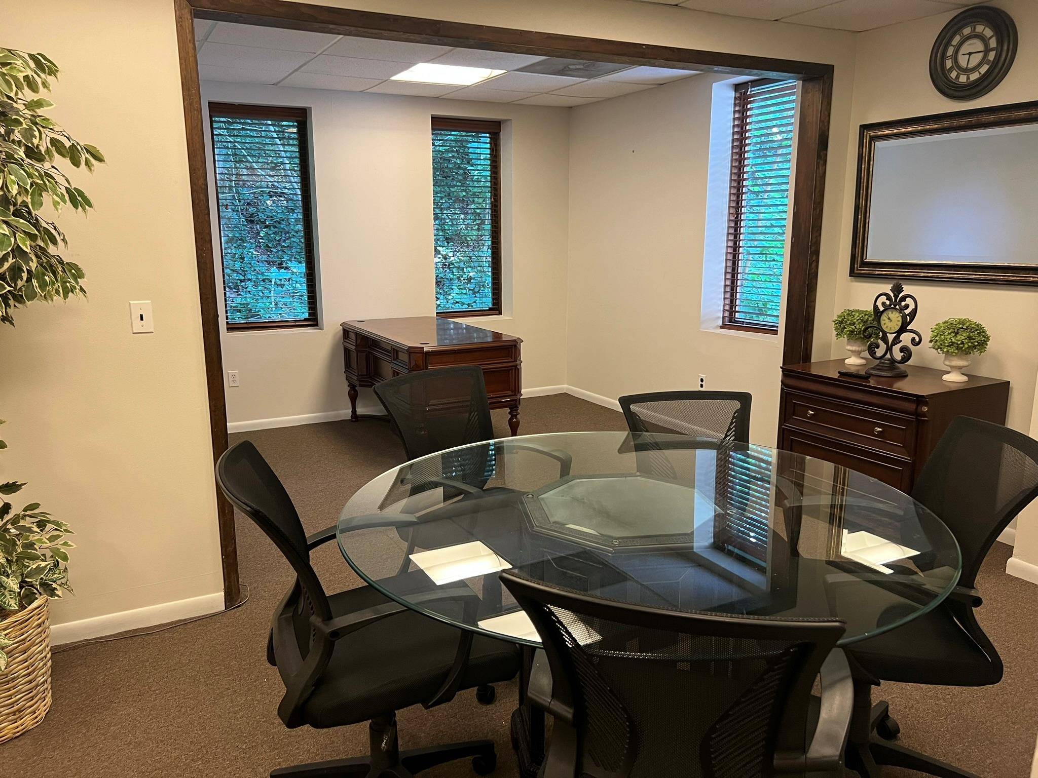 Northport, NY 11768,256 Main ST