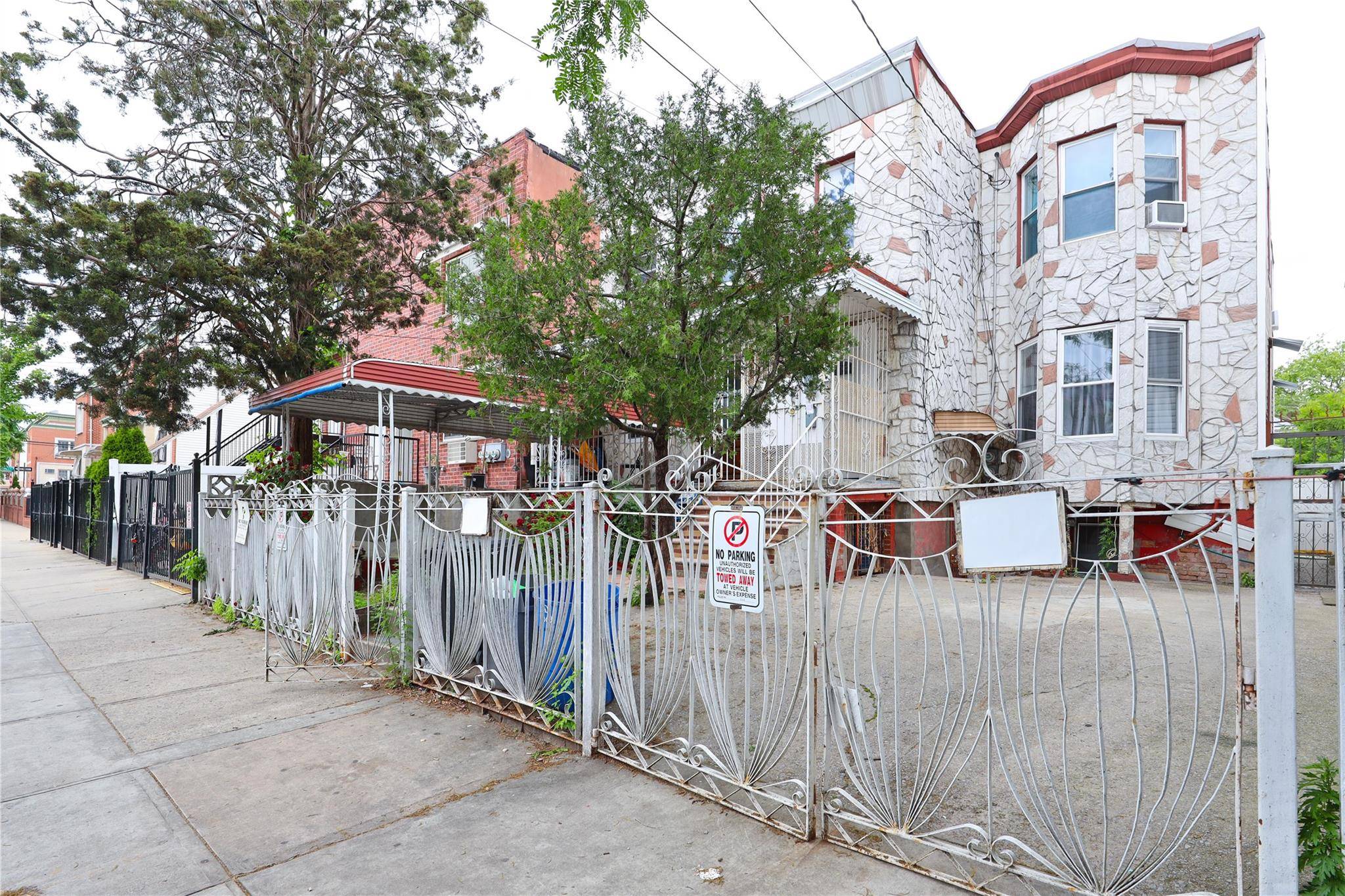 Brooklyn, NY 11207,243 Wyona ST