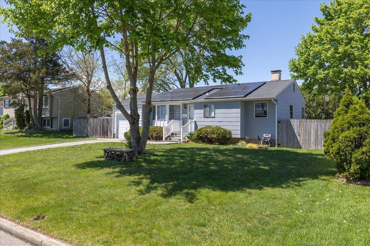 Medford, NY 11763,2916 Rhode Island AVE
