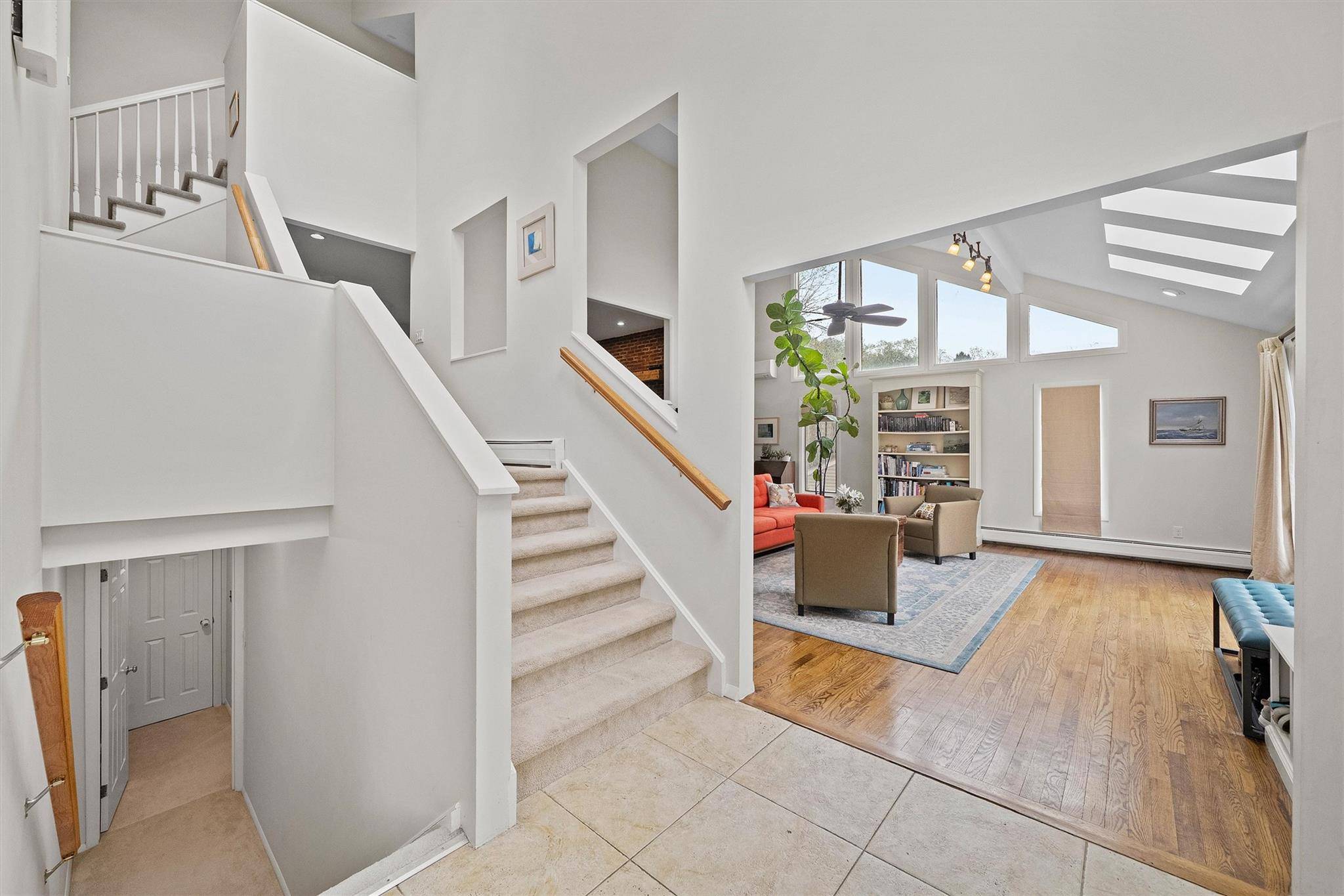 Croton-on-hudson, NY 10520,8 Wolf RD