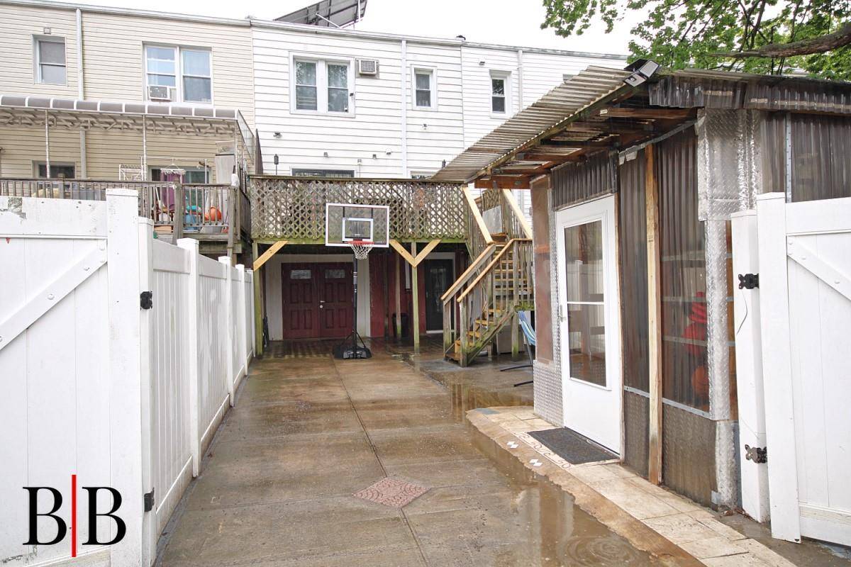 Brooklyn, NY 11234,1677 East 34