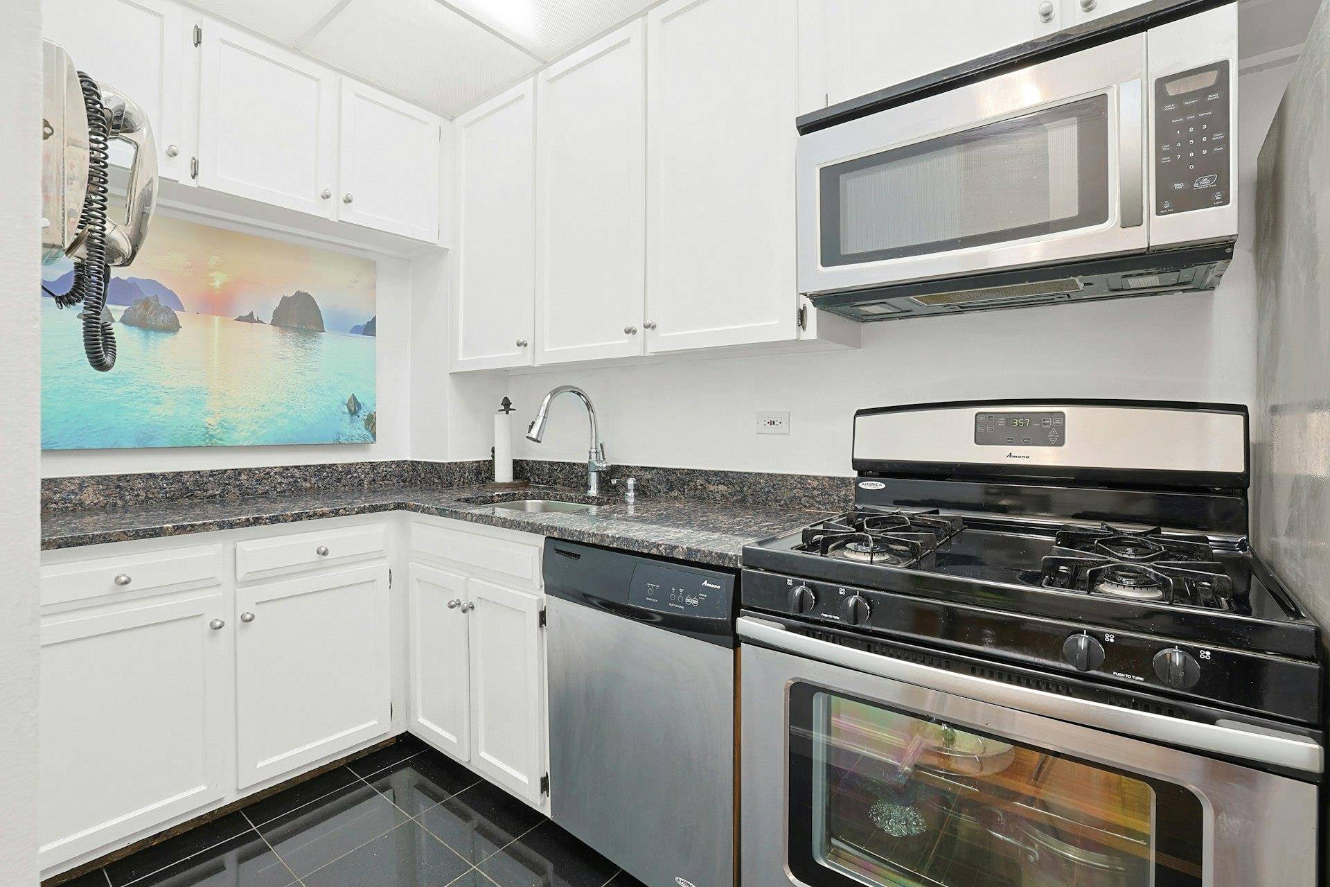 Ossining, NY 10562,16 Rockledge AVE #4MM-2
