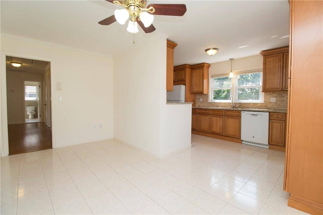 Harrison, NY 10528,14 Harrison AVE #2