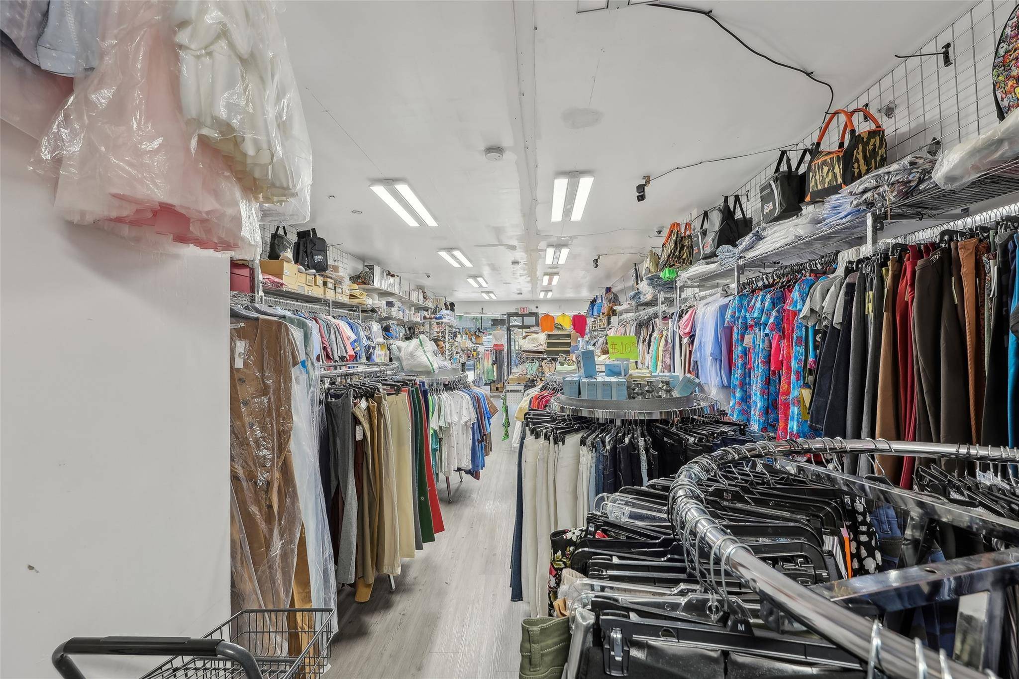 Yonkers, NY 10705,349 S Broadway