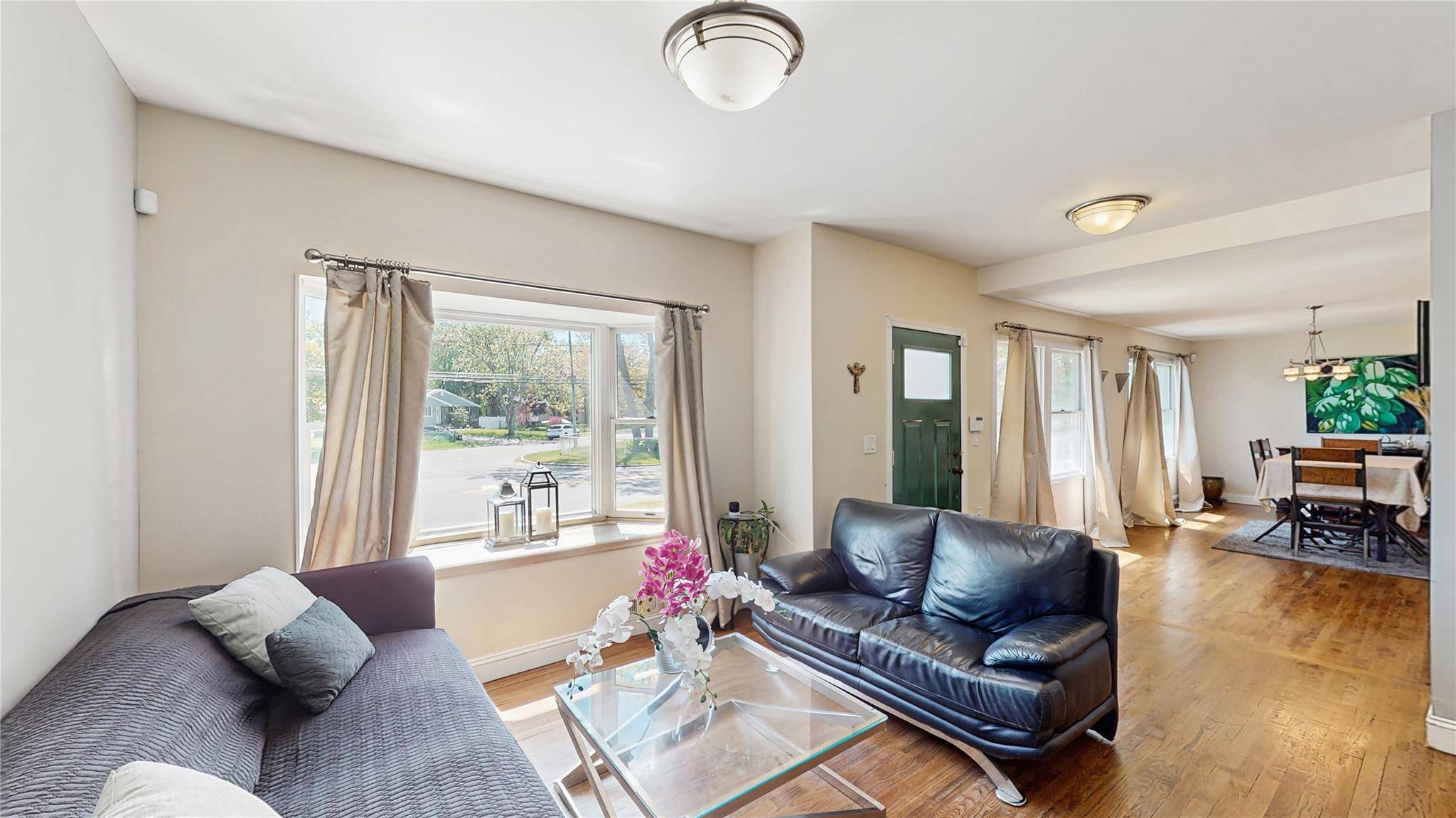 Brentwood, NY 11717,1079 Candlewood RD