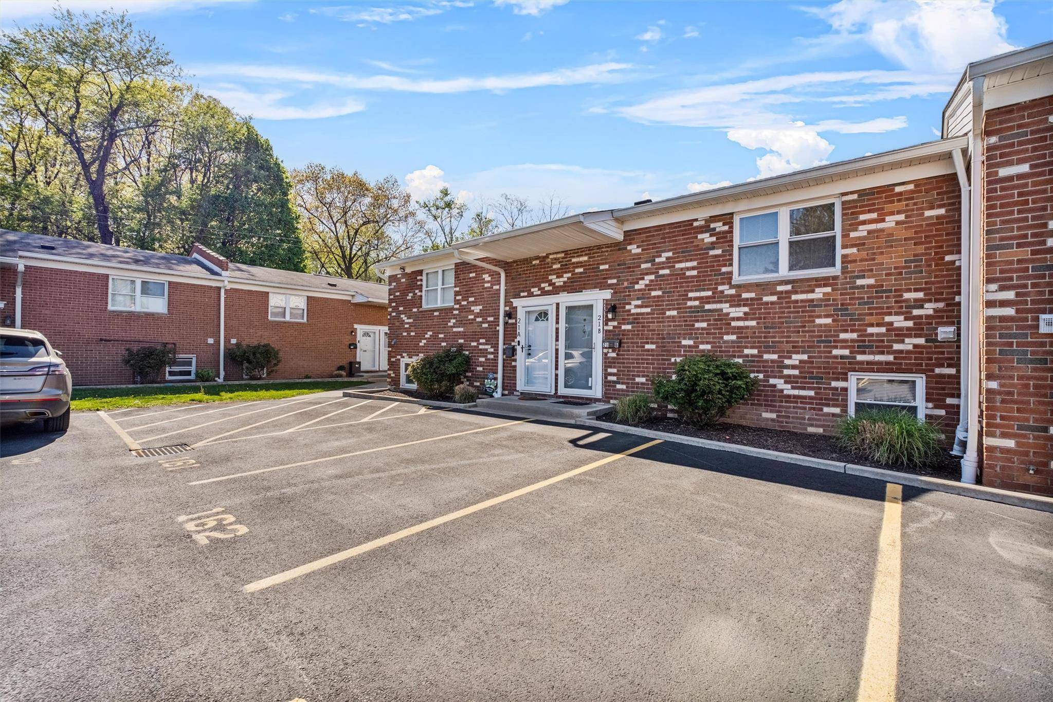 Wappingers Falls, NY 12590,21 Alpine DR #B