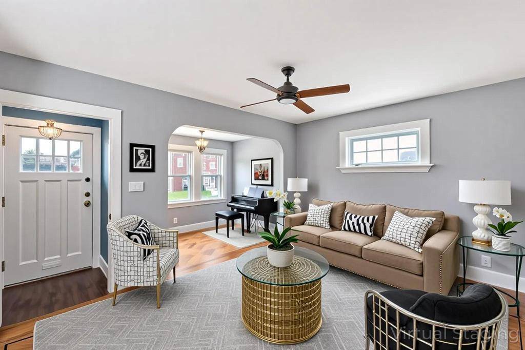 Queens Village, NY 11428,90-21 221st PL