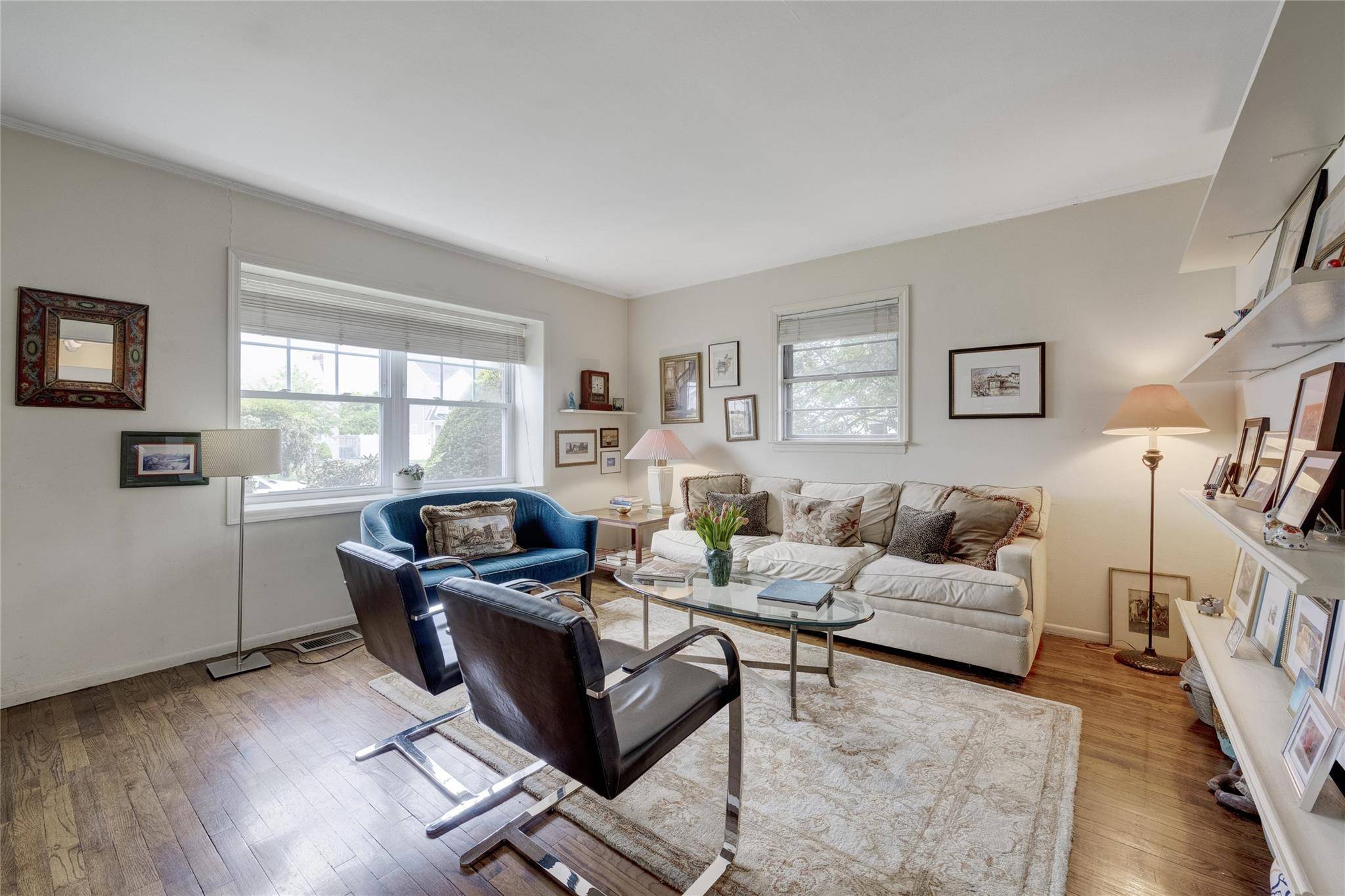 Westbury, NY 11590,1025 Mirabelle AVE