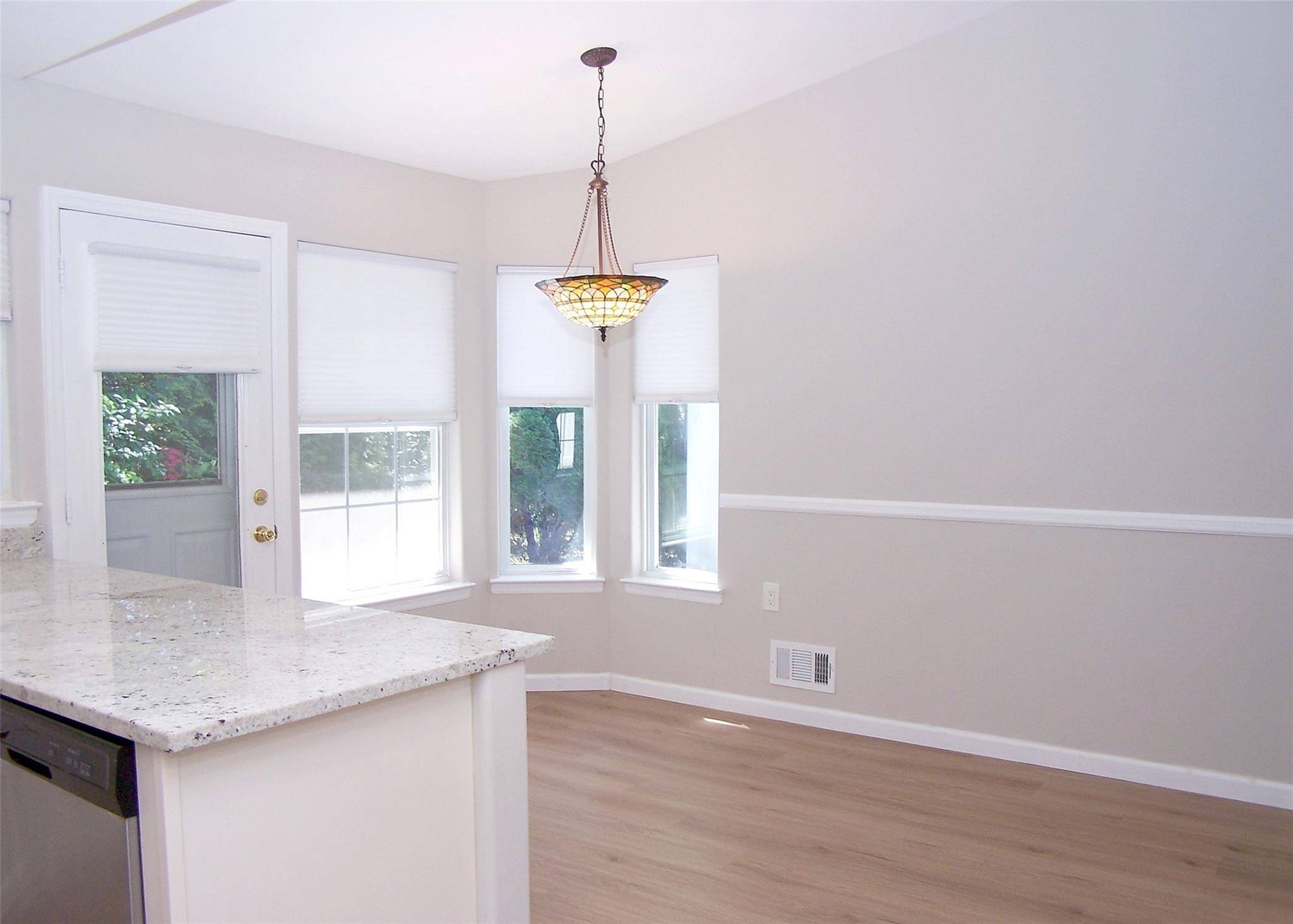Ridge, NY 11961,6 Brookville CT