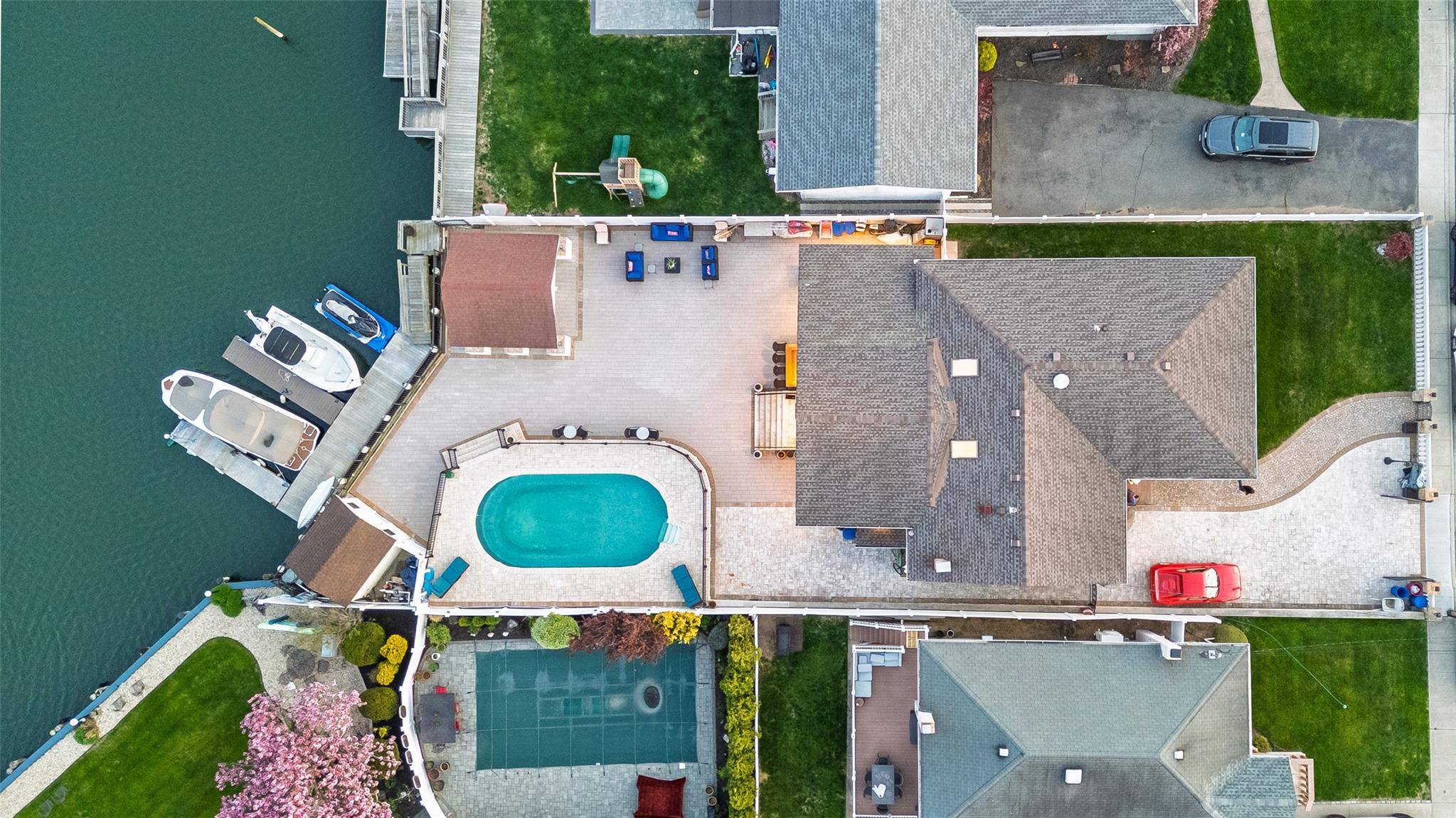 Oceanside, NY 11572,3449 Weidner AVE