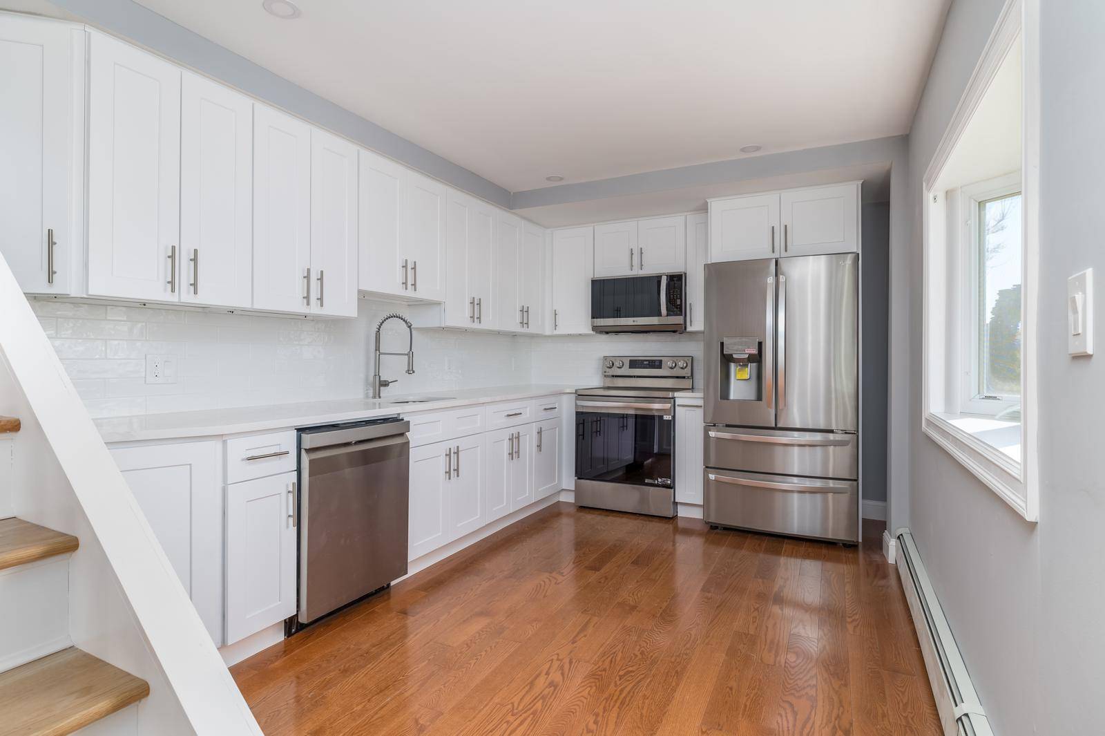 Levittown, NY 11756,13 Curve LN