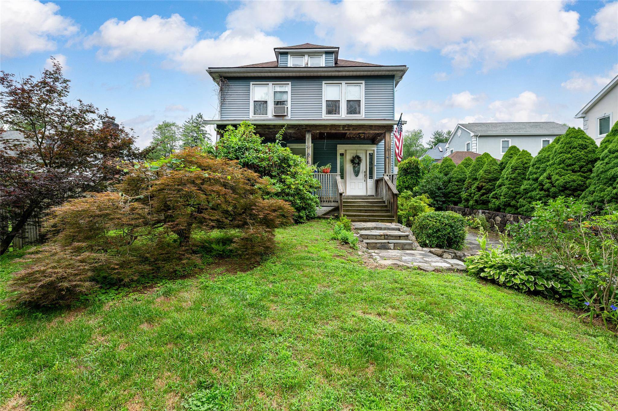 Bedford Hills, NY 10507,269 Bedford RD
