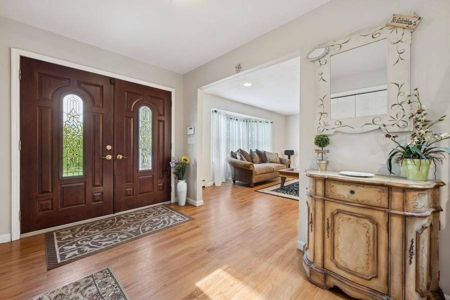 Seaford, NY 11783,2062 Washington AVE