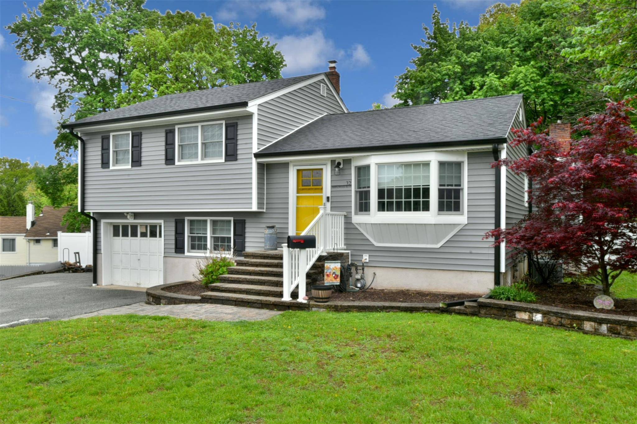Suffern, NY 10901,32 Maplewood BLVD