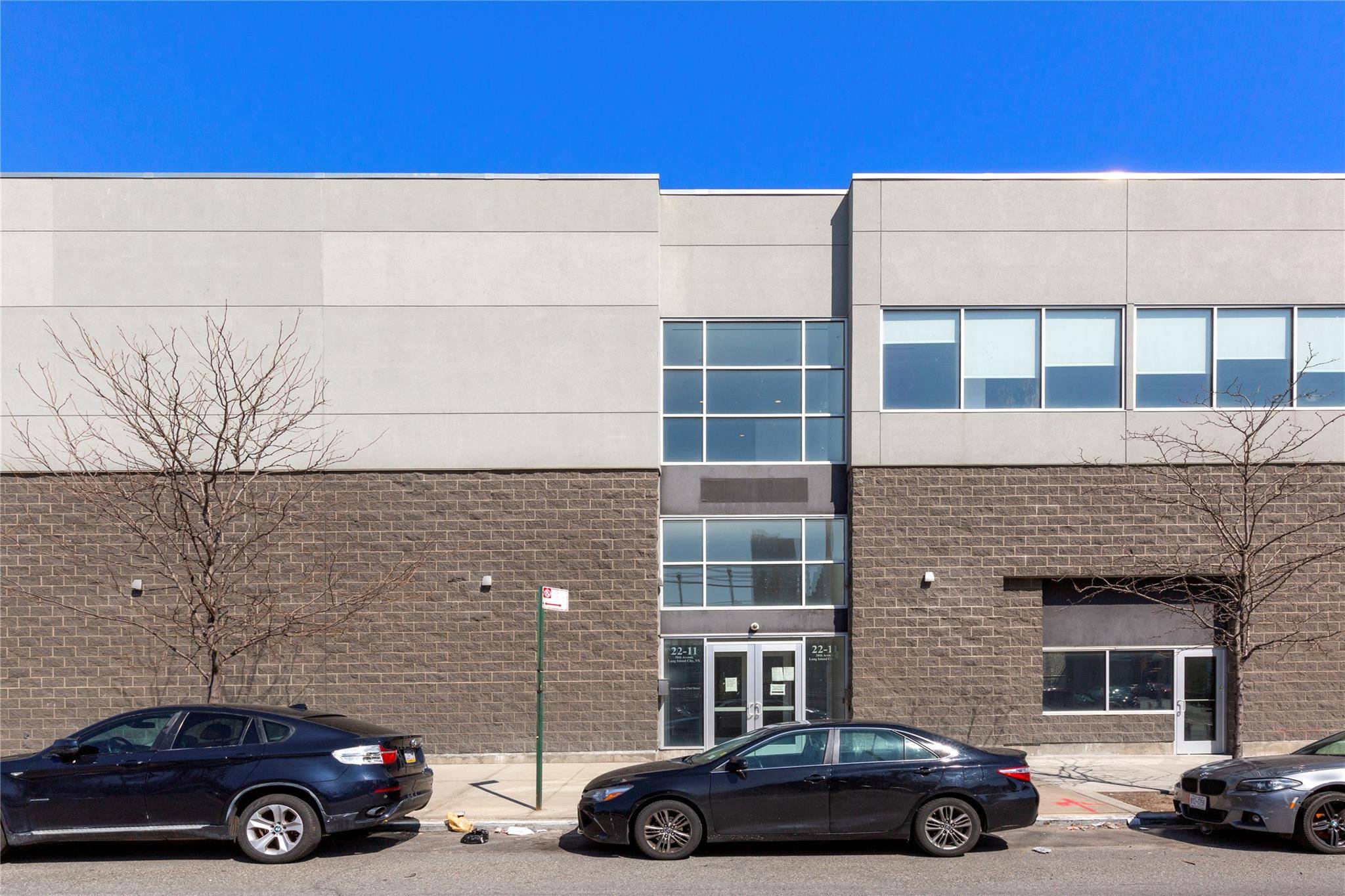 Long Island City, NY 11101,22-11 38th AVE