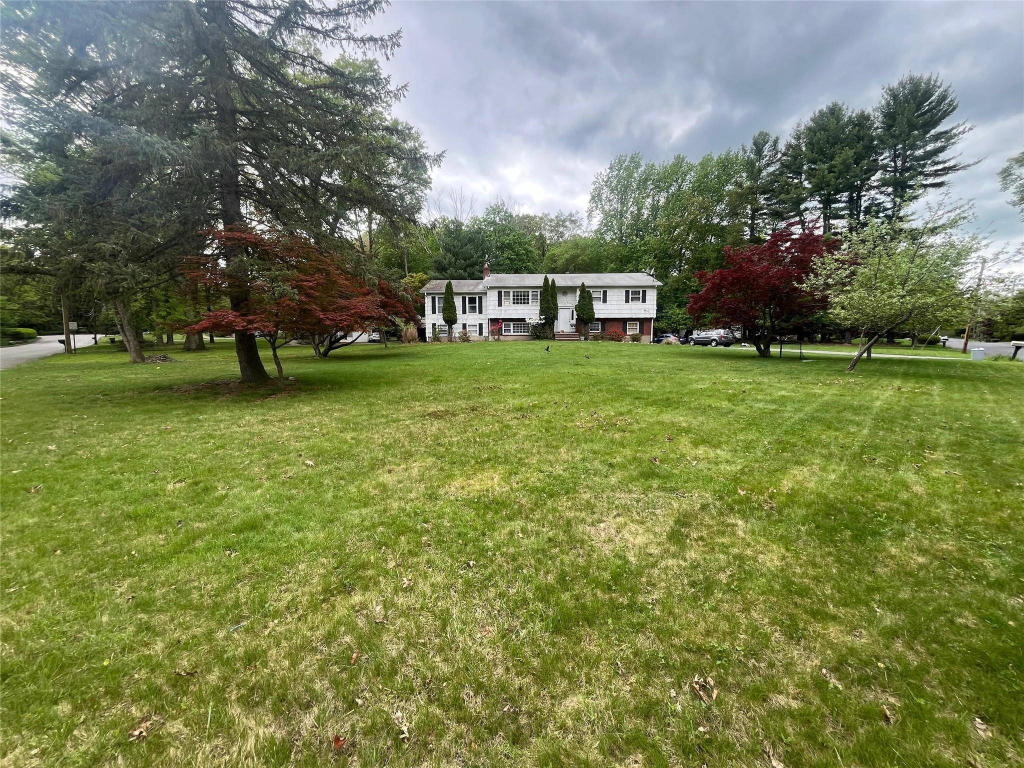 Airmont, NY 10952,2 Eton PL