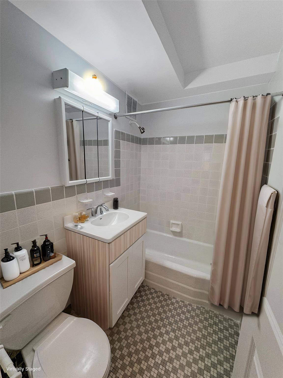Bronx, NY 10473,820 Boynton AVE #7A