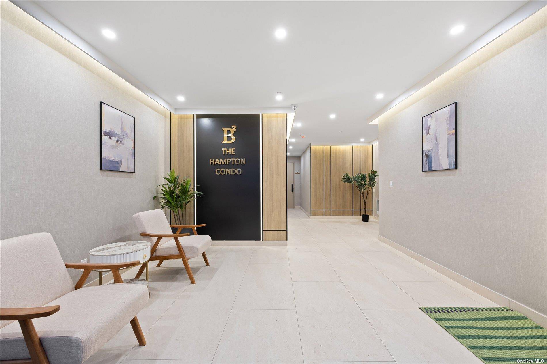 Elmhurst, NY 11373,42-09 Hampton ST #4B