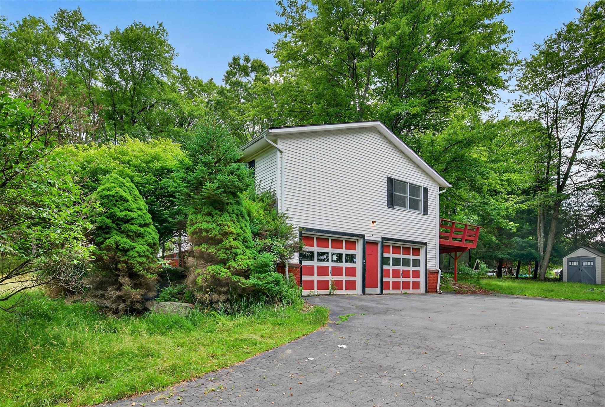 Mountain Dale, NY 12763,6 Pine AVE