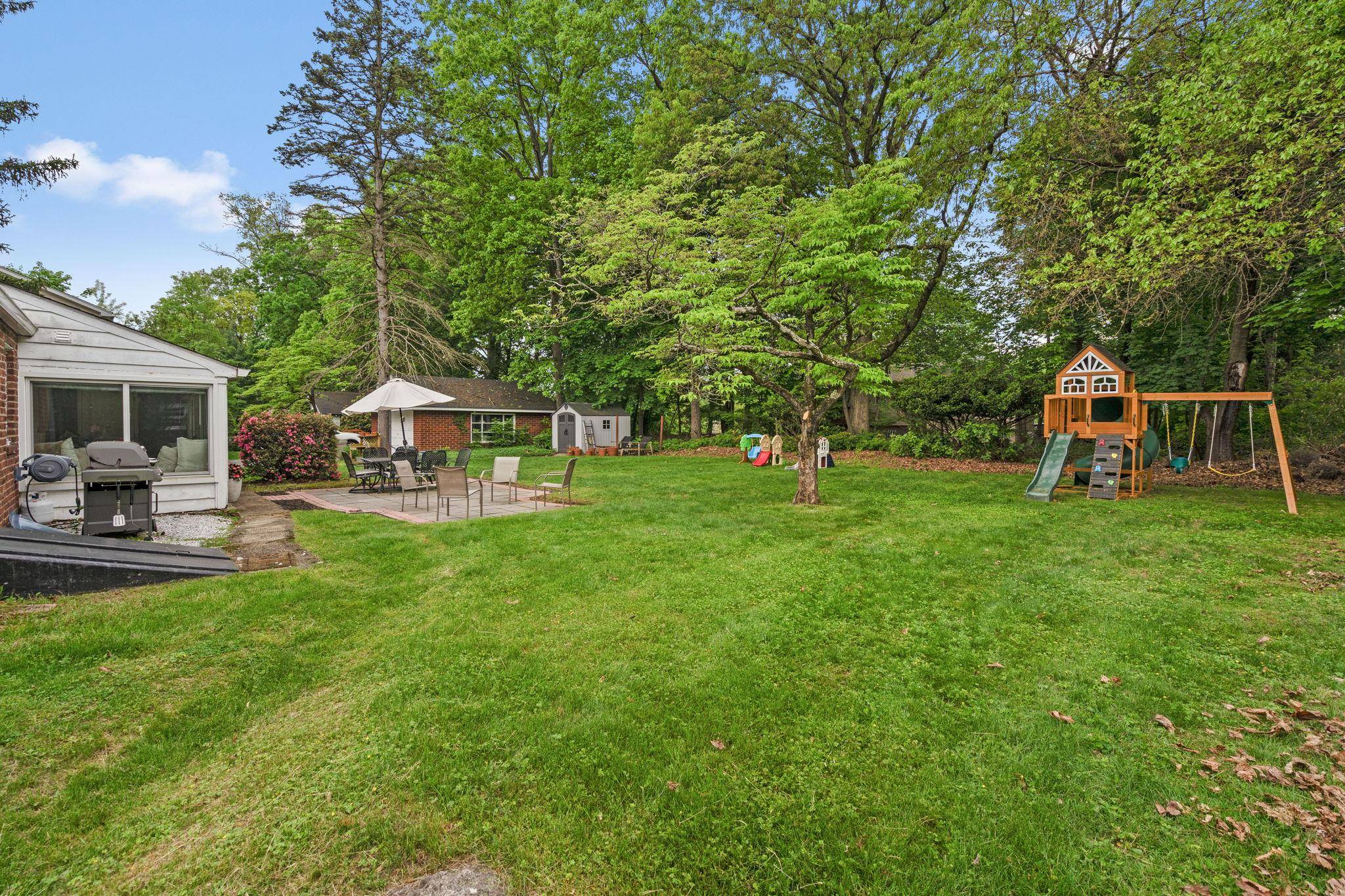 Nanuet, NY 10954,11 Fairview AVE