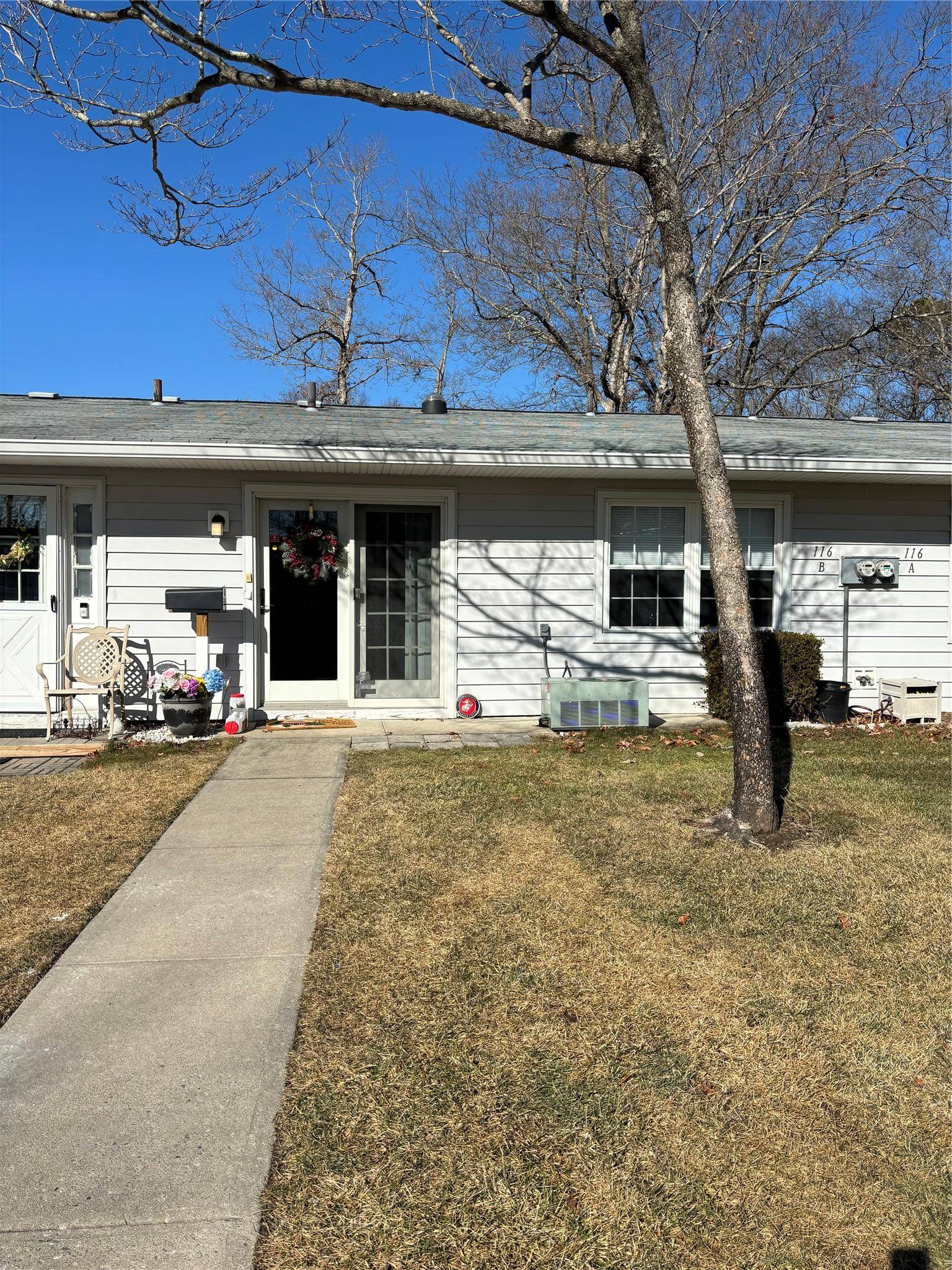 Ridge, NY 11961,116 Exmore Court #B
