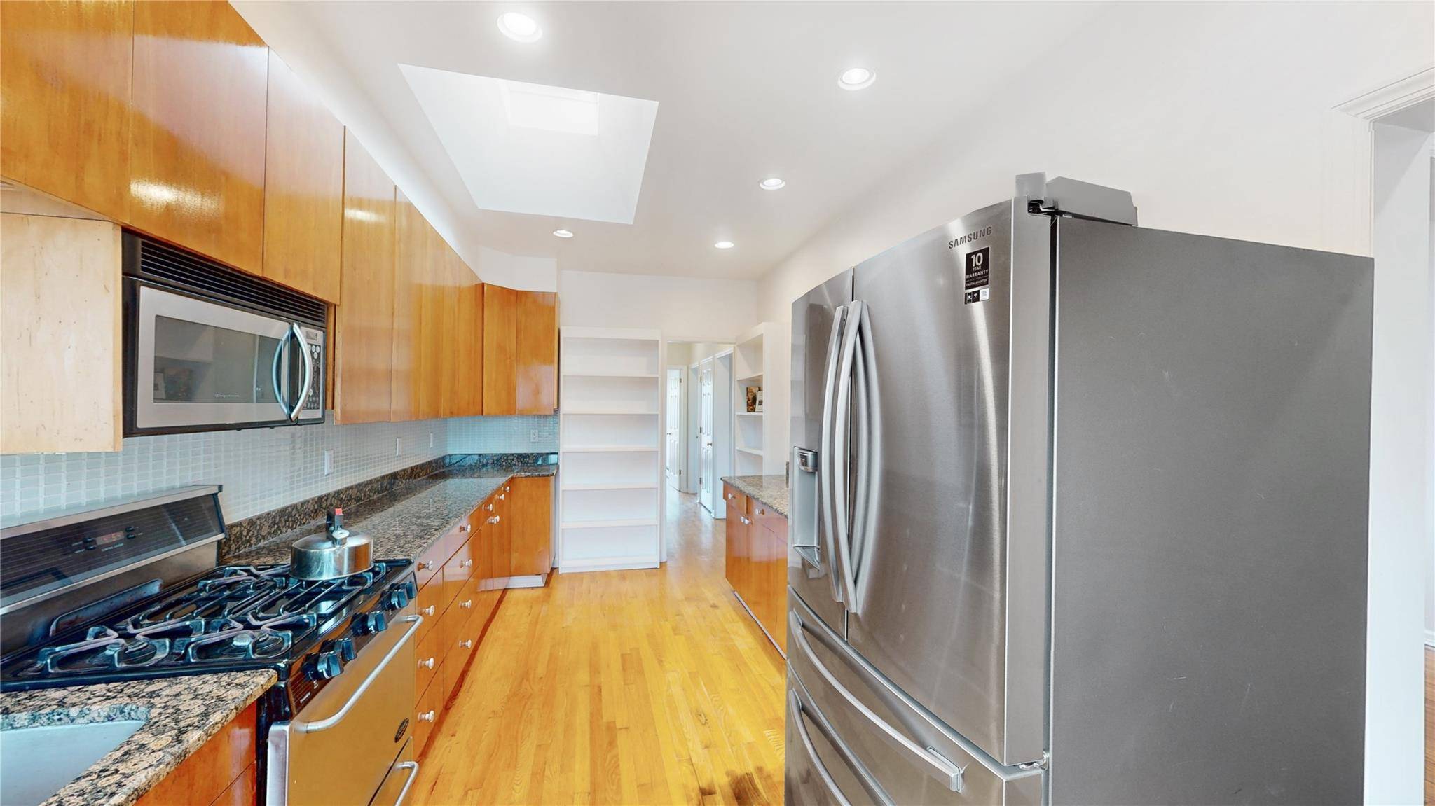 East Elmhurst, NY 11370,8309 25th AVE #Unit 1
