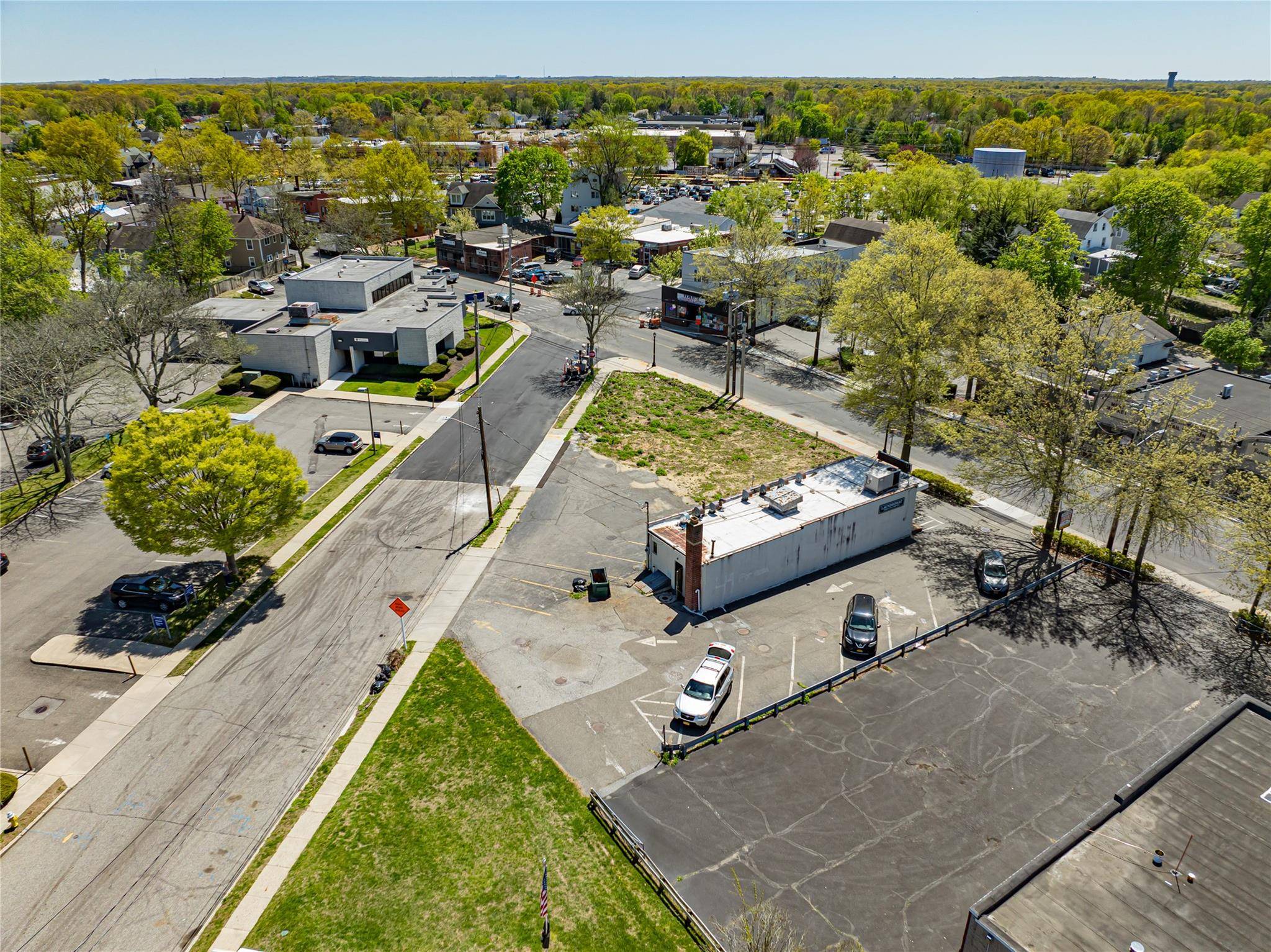 Kings Park, NY 11754,57 Main ST