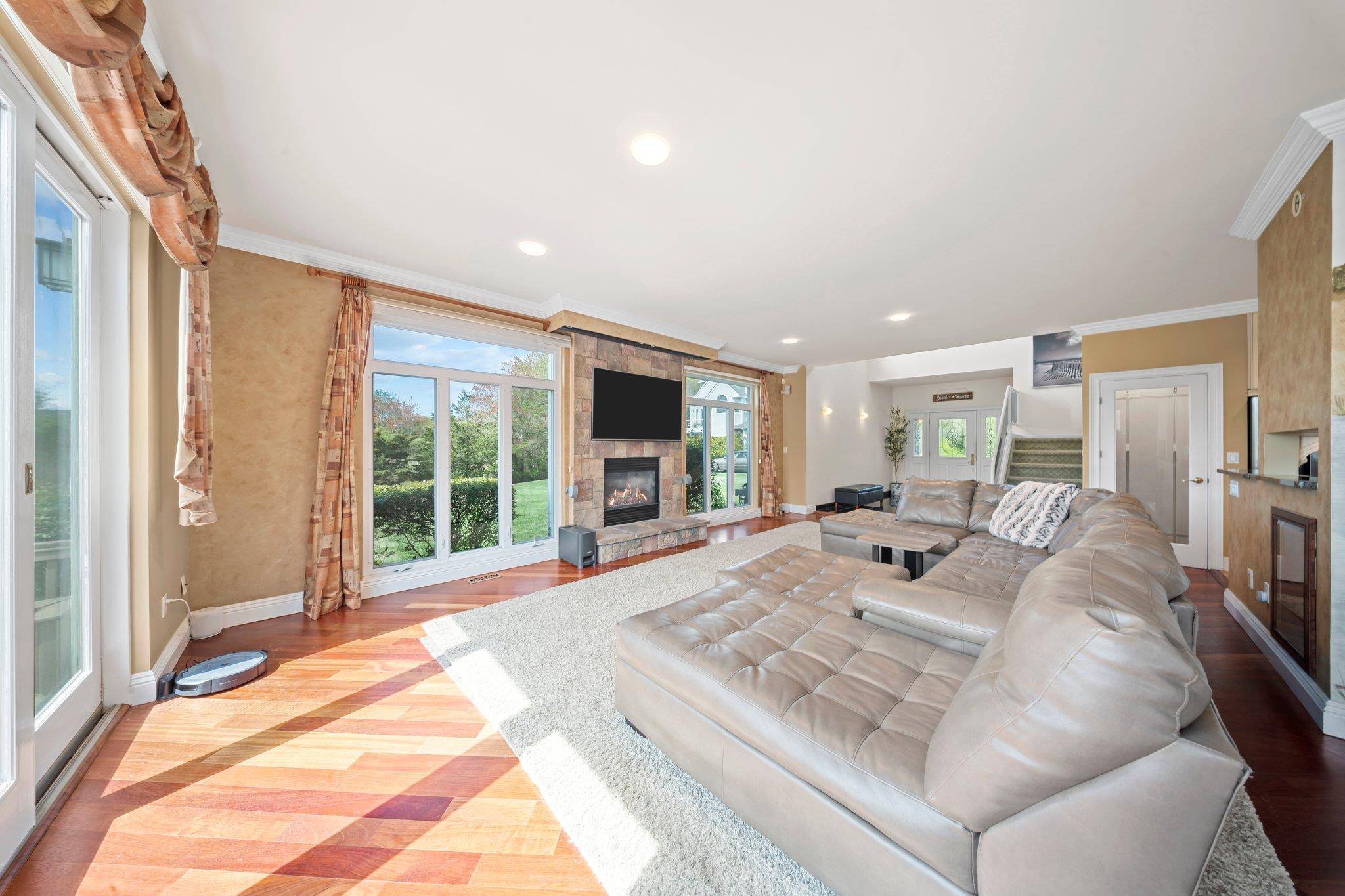 Oakdale, NY 11769,9 Fairwind CT