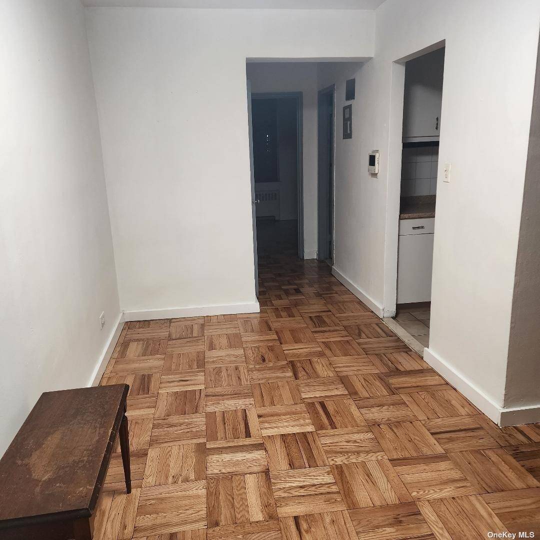 Jackson Heights, NY 11372,88-11 Northern Blvd #110