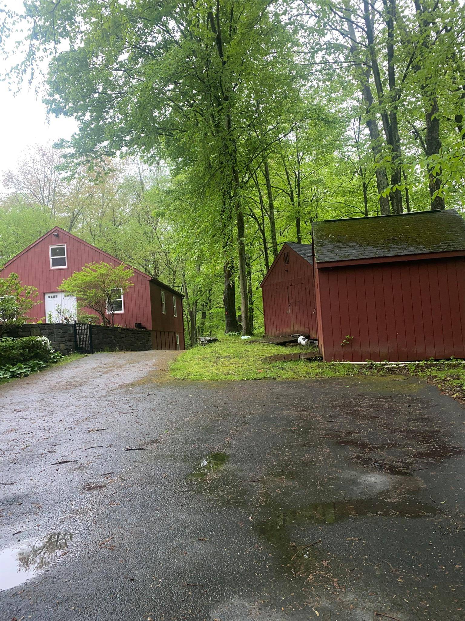 Newtown, CT 06470,32 echo valley road echo valley road