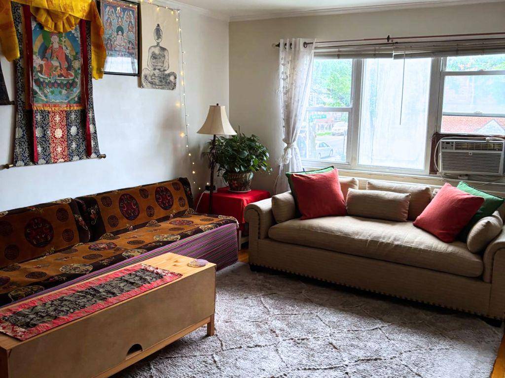 Woodside, NY 11377,67-04 Garfield AVE