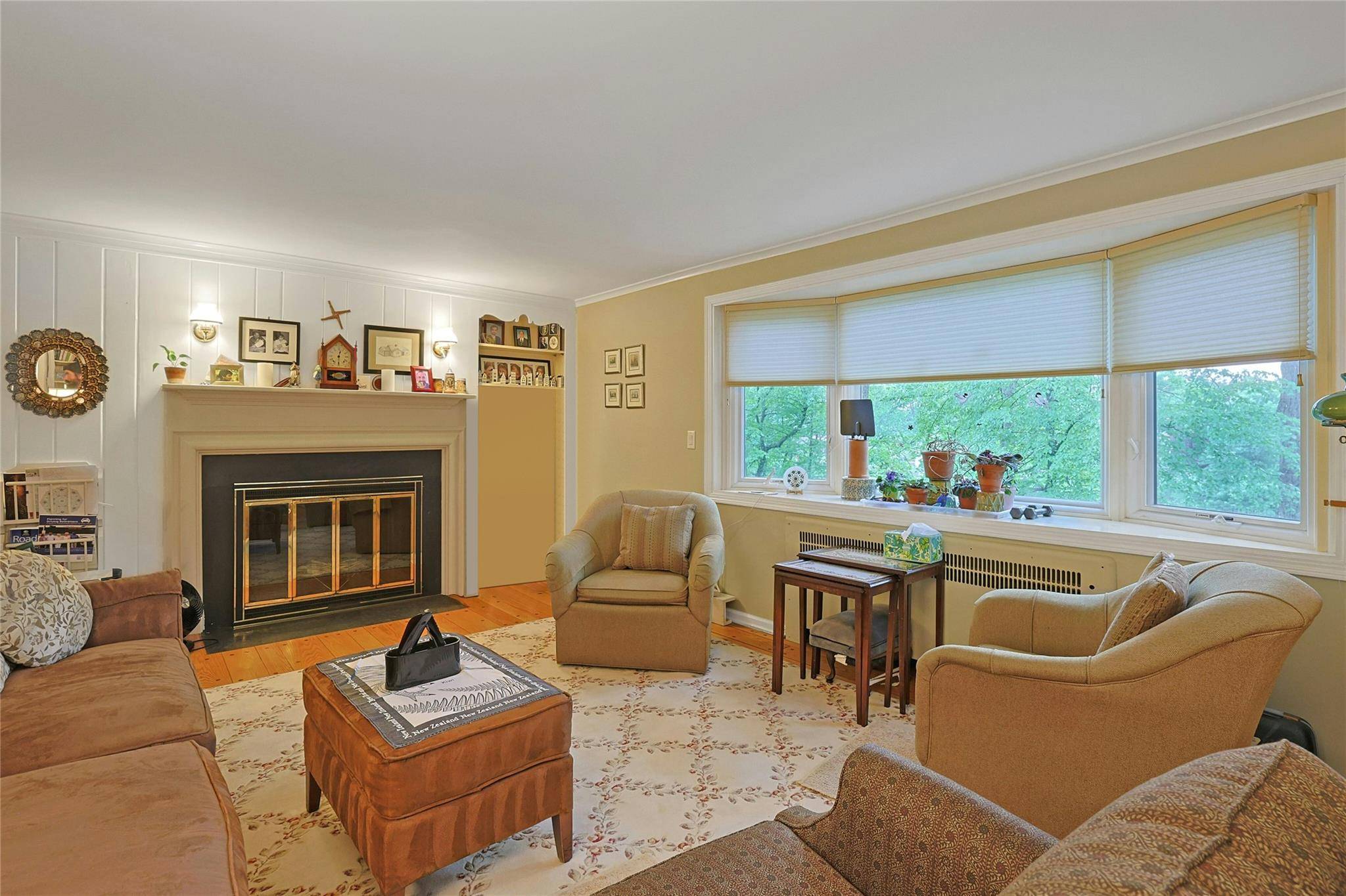 White Plains, NY 10604,7 Southminster DR
