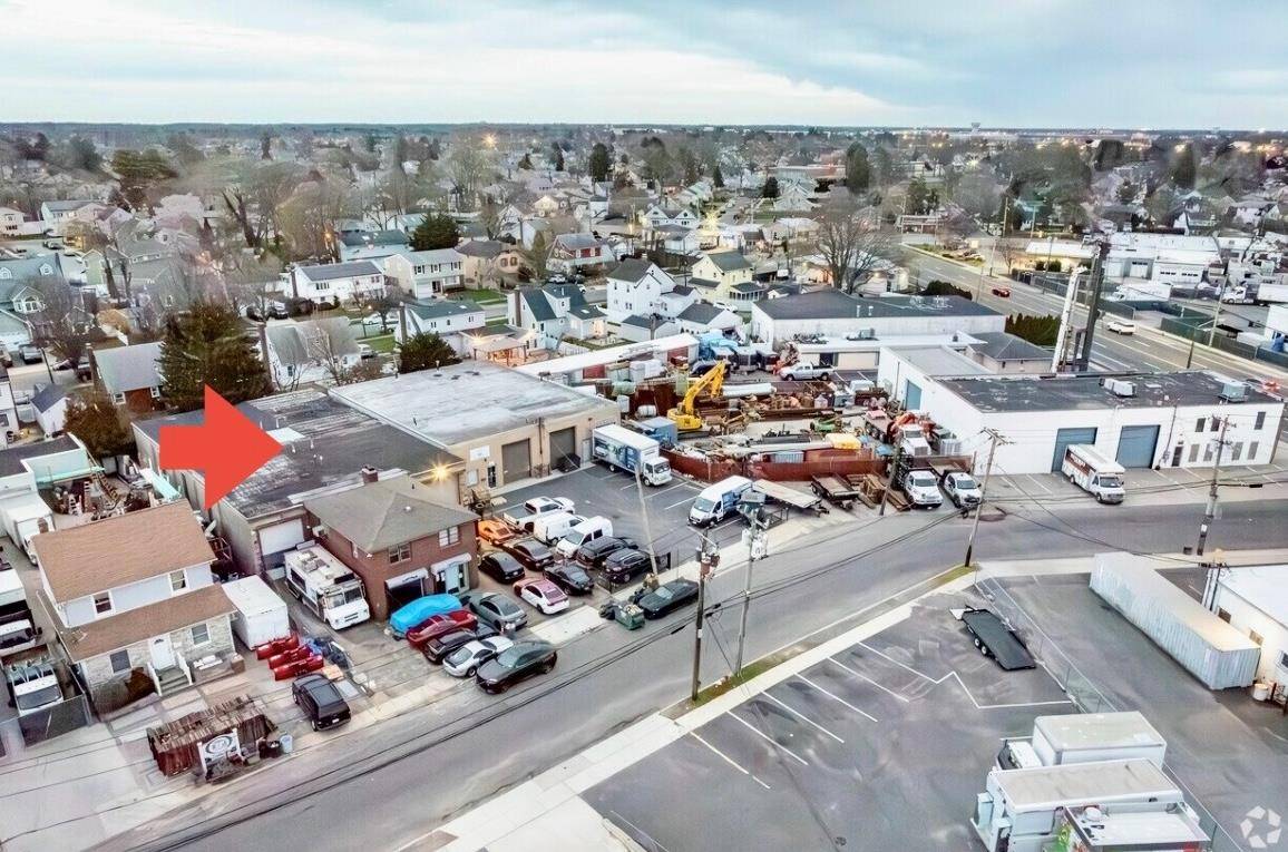 Hicksville, NY 11801,6 Midland AVE