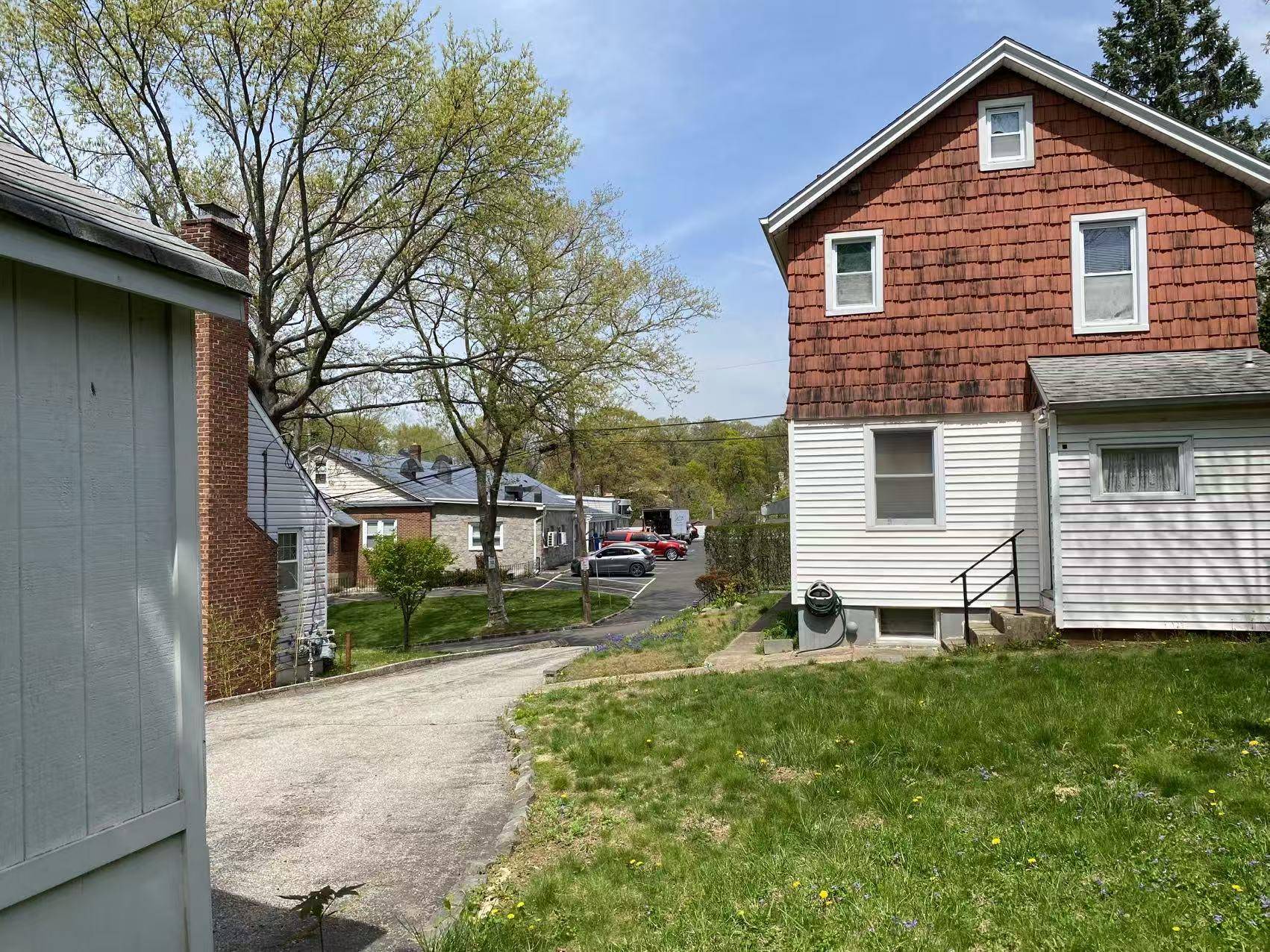Port Washington, NY 11050,6 Pulaski PL
