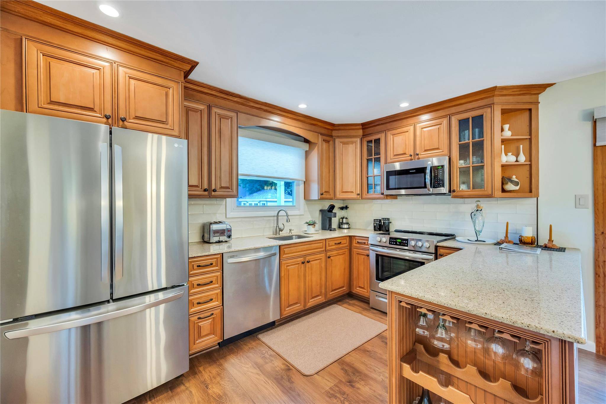 Wading River, NY 11792,115 19th ST