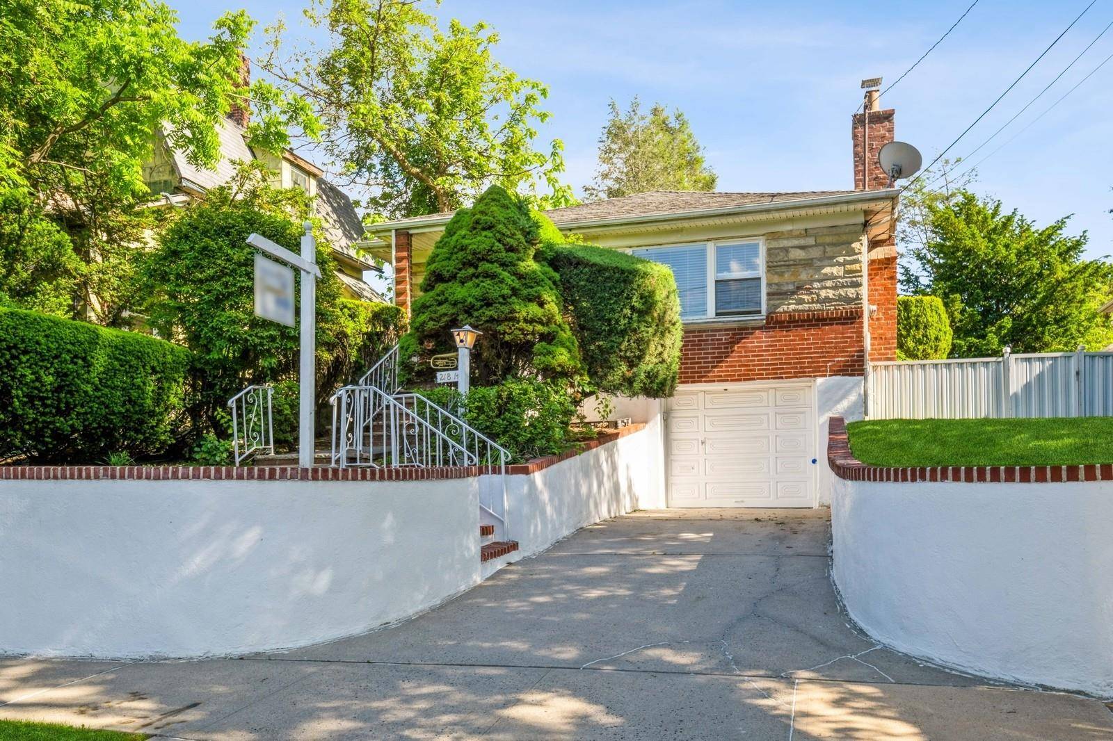 Bayside, NY 11361,21814 36th AVE