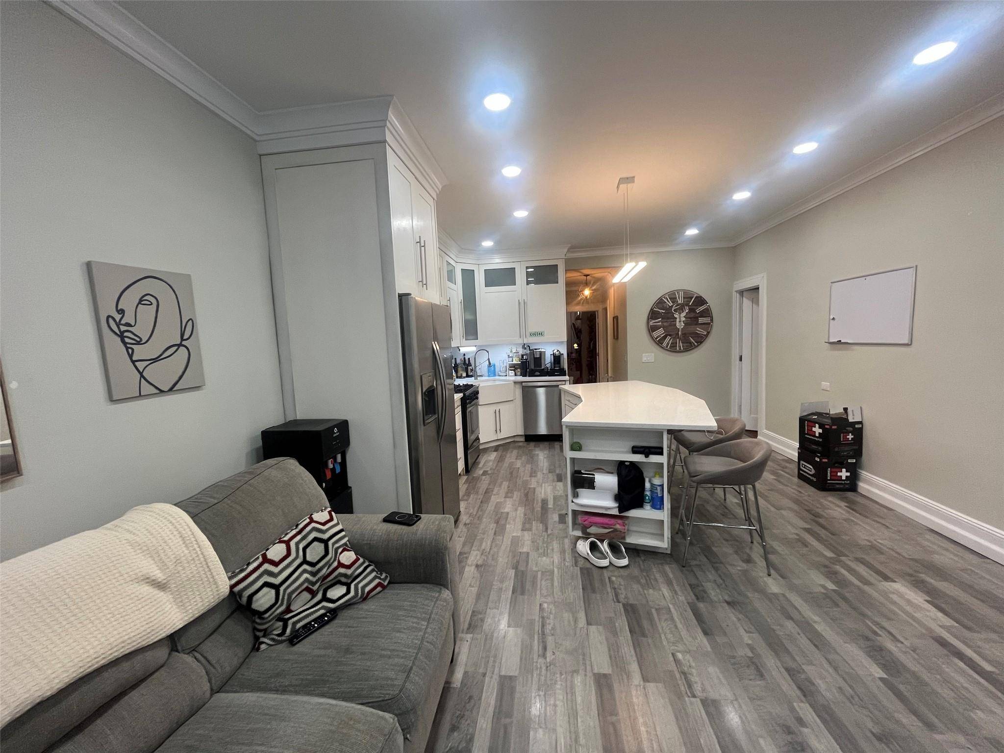 College Point, NY 11356,125-10 18 AVE