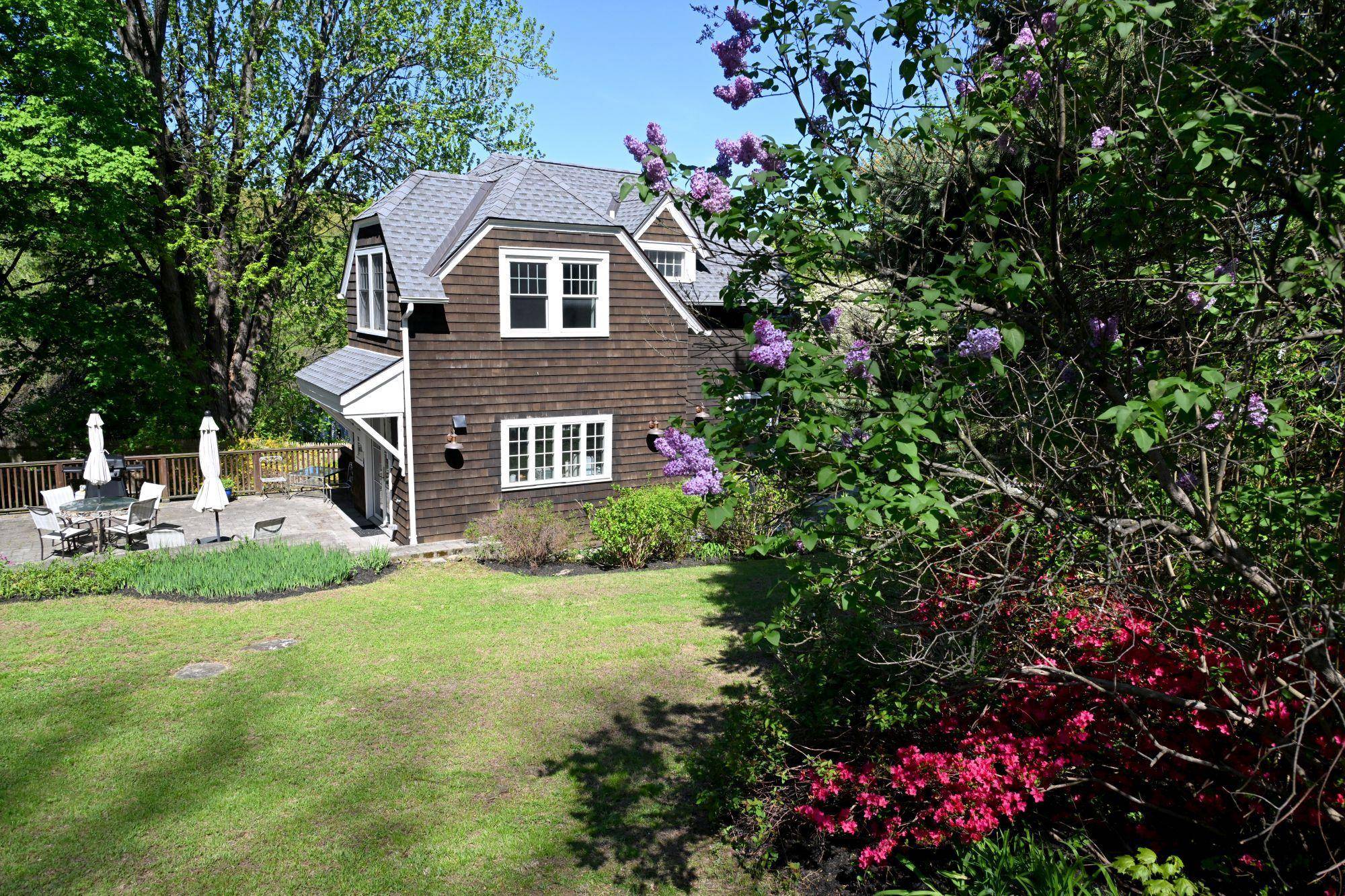 Hastings-on-hudson, NY 10706,5 Donald DR