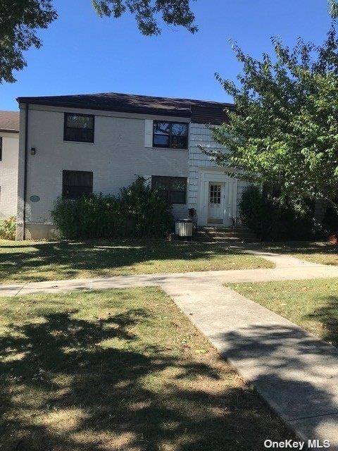Flushing, NY 11367,68-58 136 ST #B