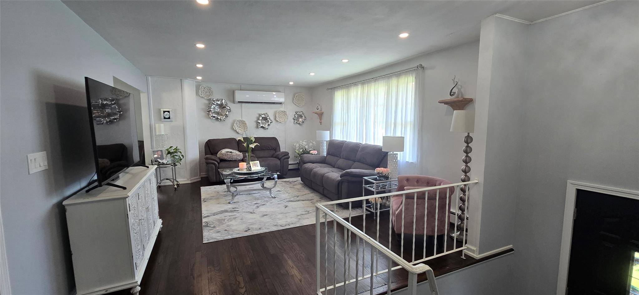 New Windsor, NY 12553,26 Stonecrest DR