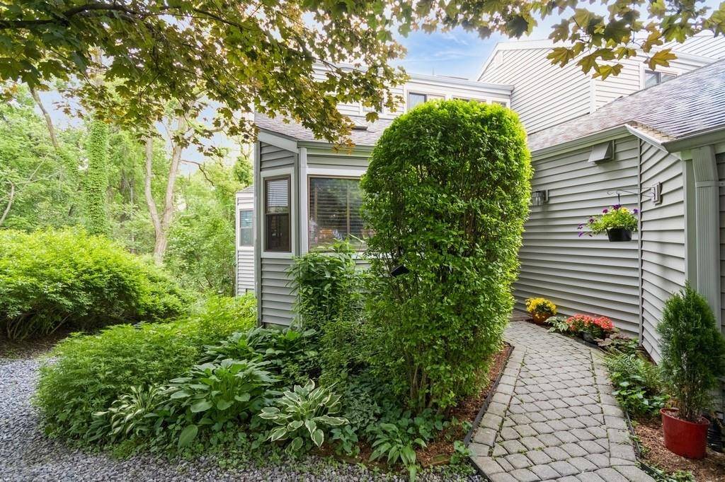 Ossining, NY 10562,246 Horseshoe CIR #246