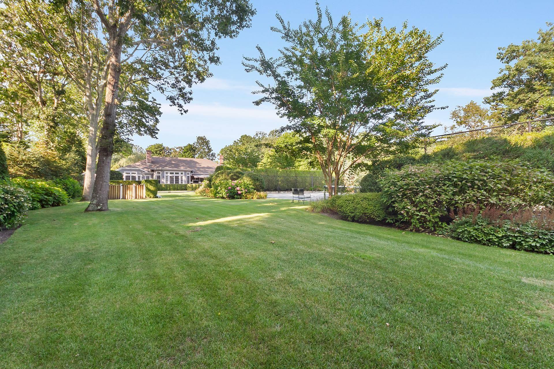 Quogue, NY 11959,49 Midhampton AVE