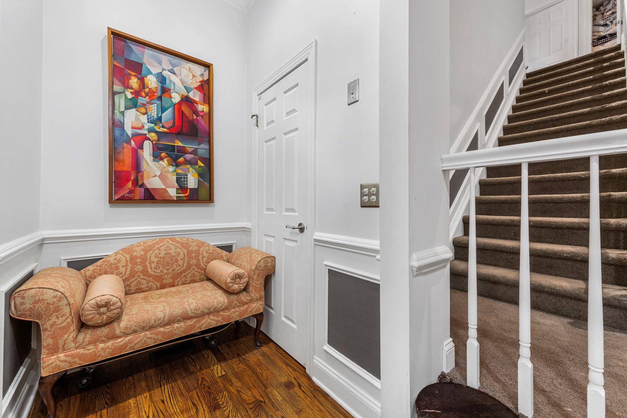 Glen Cove, NY 11542,10 Swan CT