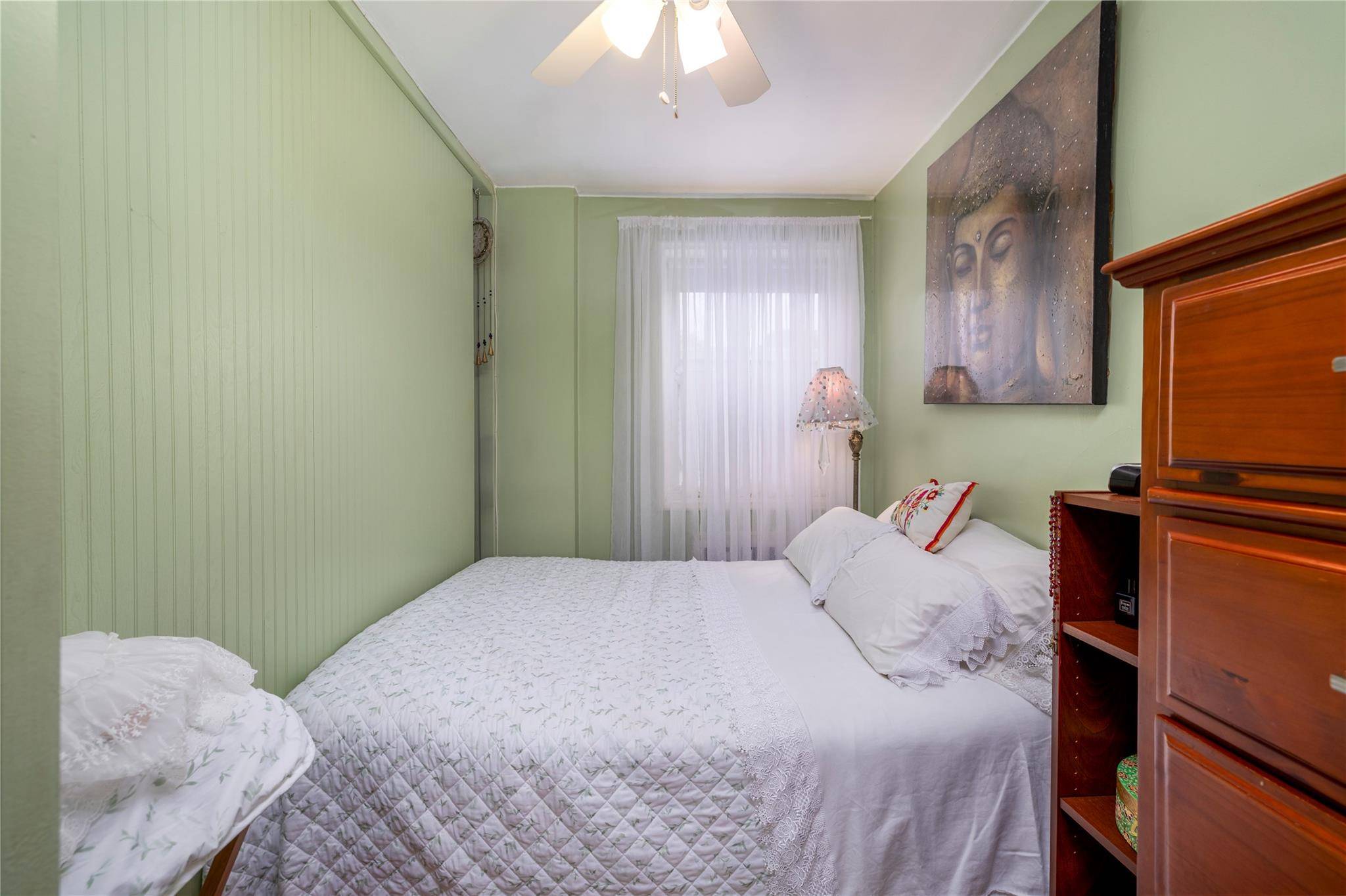Freeport, NY 11520,100 S Ocean AVE #2E